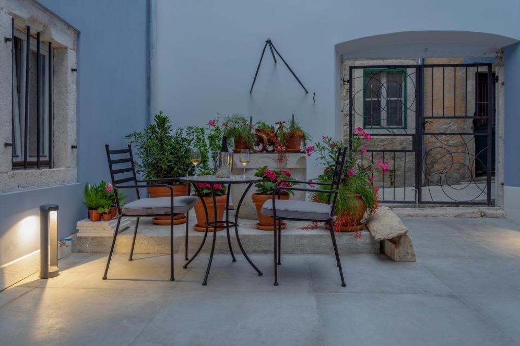Boutique Mirabilis Apartment